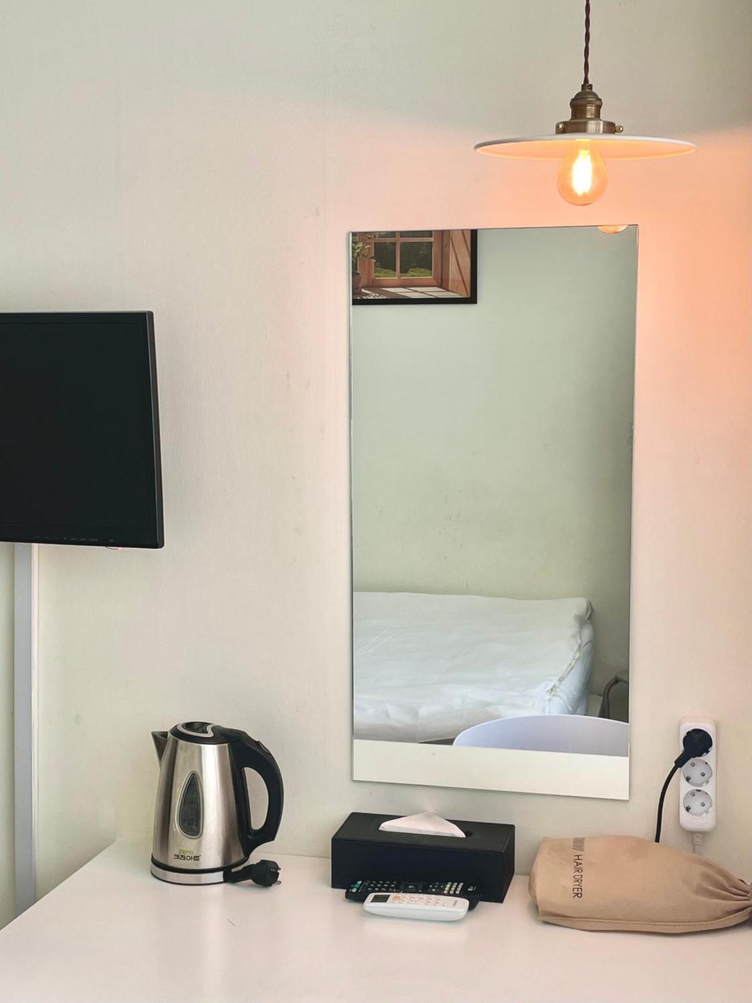 Ssh Ikseon Peter Cat Hostel Сеул Экстерьер фото